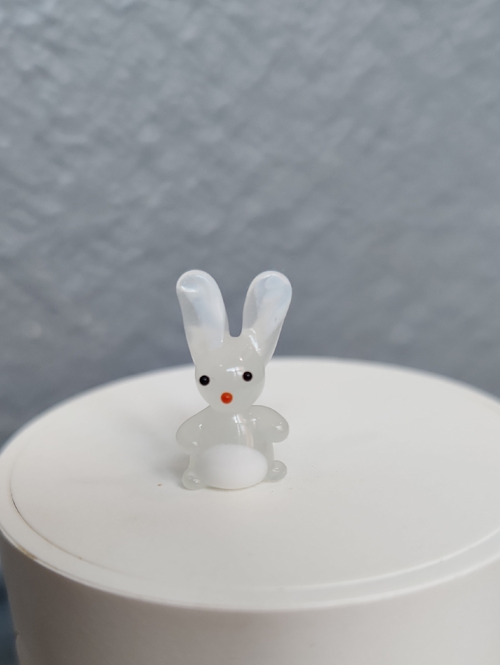 Mini Ganz White Bunny Rabbit Blown Glass